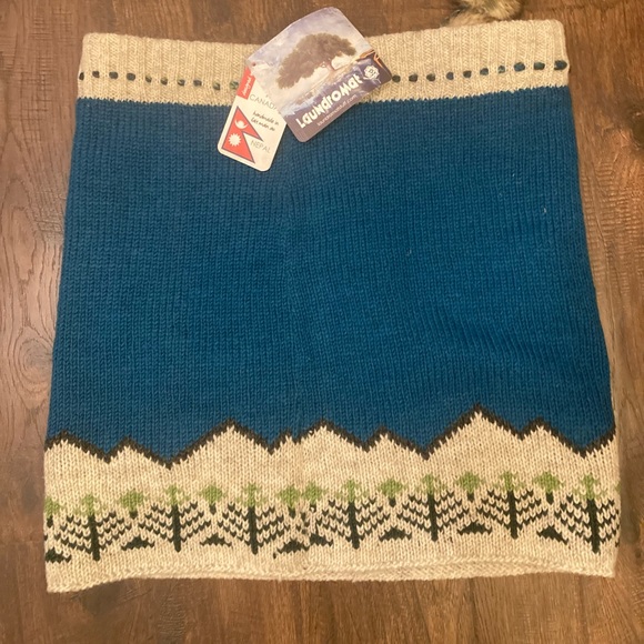 SOLD ELSEWHERE Wool Lined Skirt BNWT - Picture 2 of 5